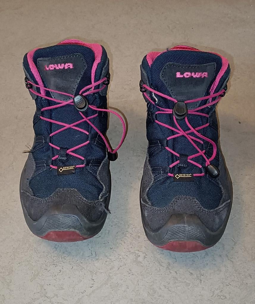 Lowa wandelschoenen maat 35, Ophalen of Verzenden, Schoenen