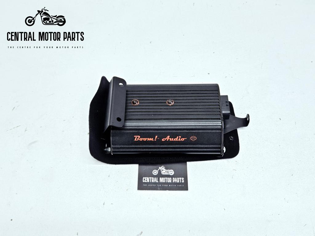 Boom! Audio Versterker 75W x 4 Touring-Tri Glide 2014-up, Motoren, Niet ingevuld, Gebruikt, Niet ingevuld, Ophalen of Verzenden