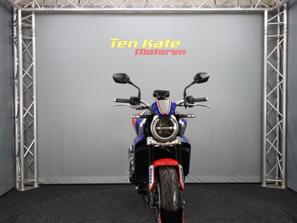 Honda CB 1000 R Ten Kate Edition, Bedrijf, Naked bike