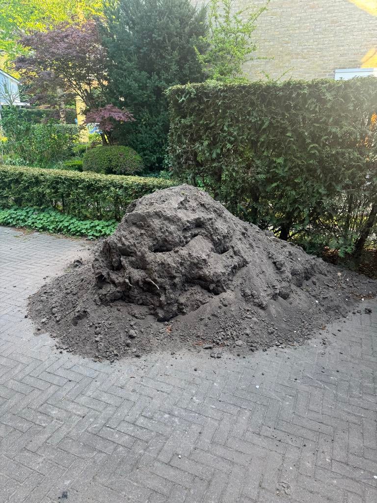 Zwarte tuinaarde 1 à 1,5m3, Tuin en Terras, Ophalen, Tuinaarde