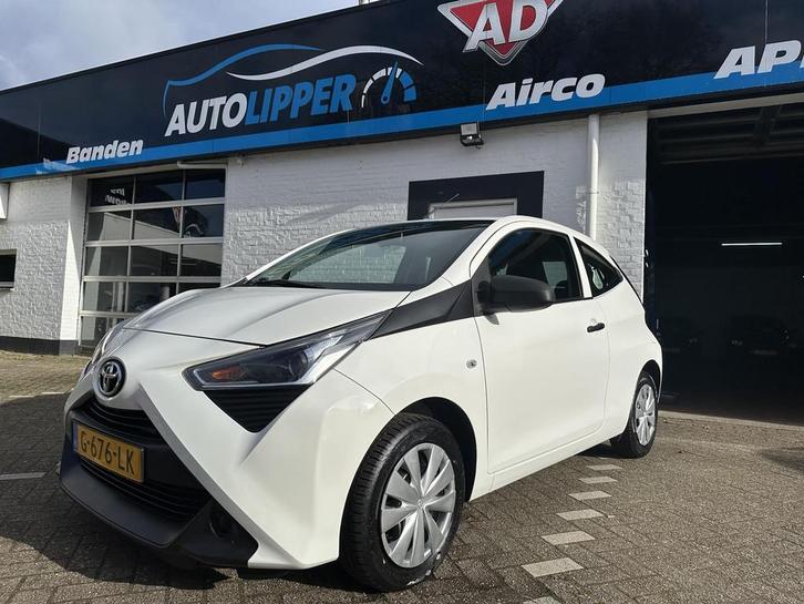 Toyota Aygo 1.0 VVT-i x /Nieuwe apk bij aflevering/Radio usb, Auto's, Toyota, Bedrijf, Te koop, Aygo, ABS, Airbags, Alarm, Electronic Stability Program (ESP)