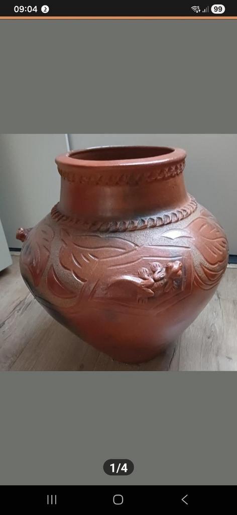 Grote terracotta vaas met reliëf, Antiek en Kunst, Antiek | Vazen, Ophalen