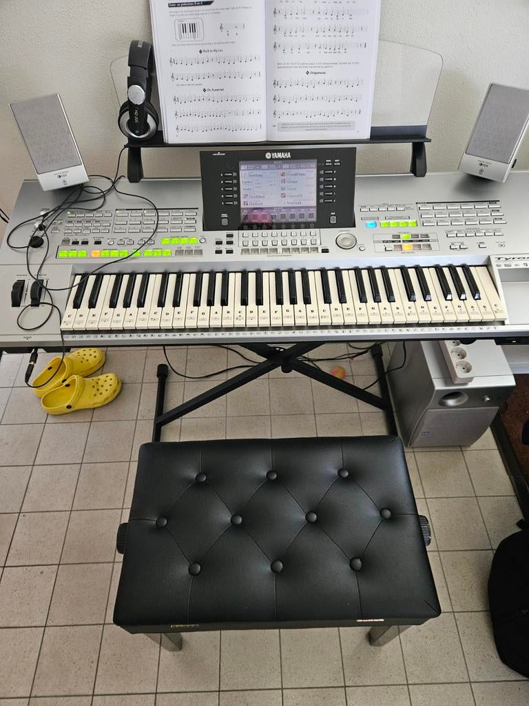 Yamaha tyros, Muziek en Instrumenten, Keyboards, Ophalen