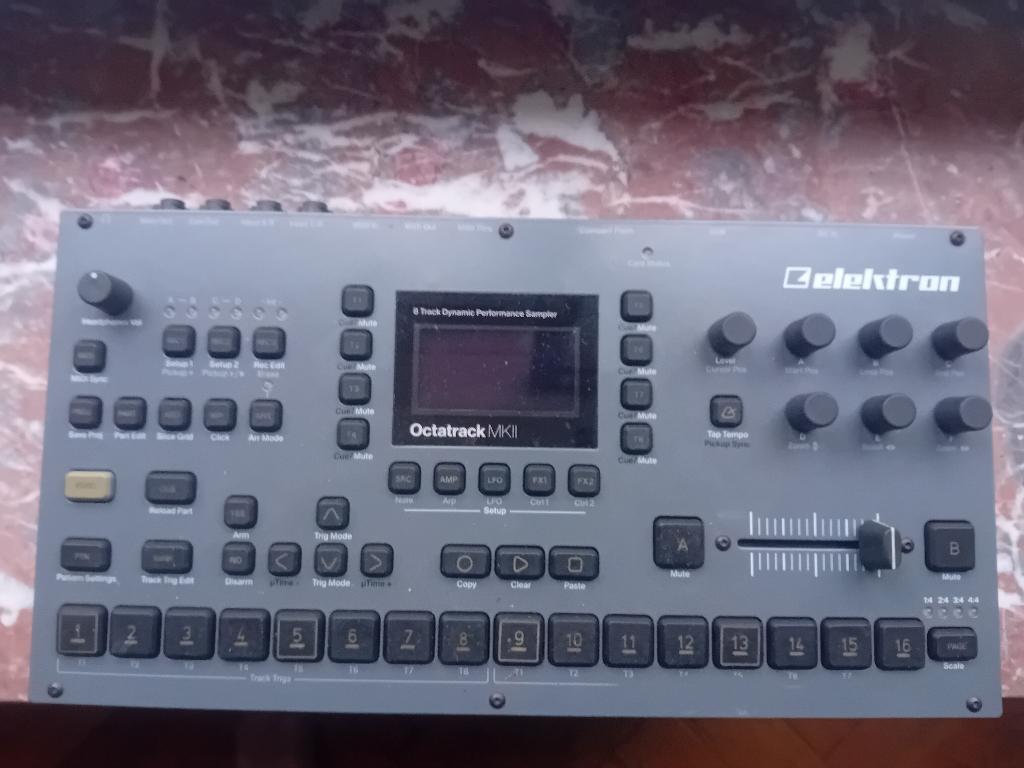 Octatrack MKII, Muziek en Instrumenten, Samplers, Ophalen of Verzenden, Gebruikt