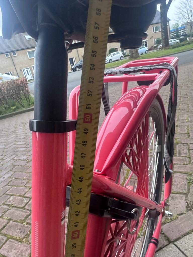Roze transportfiets dames meisjes 28 inch, Fietsen en Brommers, Fietsen | Dames | Damesfietsen, Gebruikt, Velgrem, Versnellingen