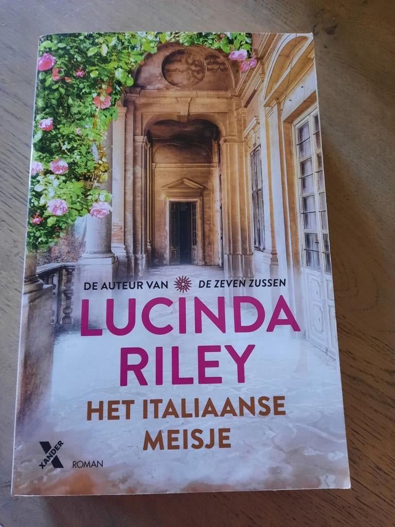 Lucinda Riley - Het Italiaanse meisje gelezen, Ophalen of Verzenden, Gelezen, Lucinda Riley