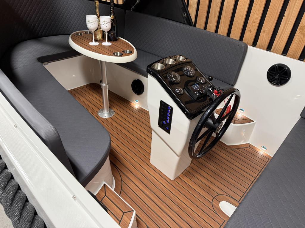 Demo! LAGO AMORE 600 EDITION '50PK HONDA' AUDIO LED 2026!, Watersport en Boten, Gebruikt, 6 meter of meer, 50 tot 70 pk, Polyester