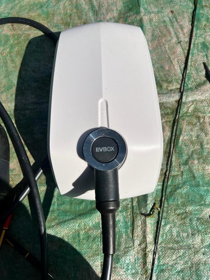 EV Box 3 fase auto-oplader (11 kW), gebruikt maar perfect, Auto diversen, Laadpalen, Zo goed als nieuw, Laadpaal en Laadkabel