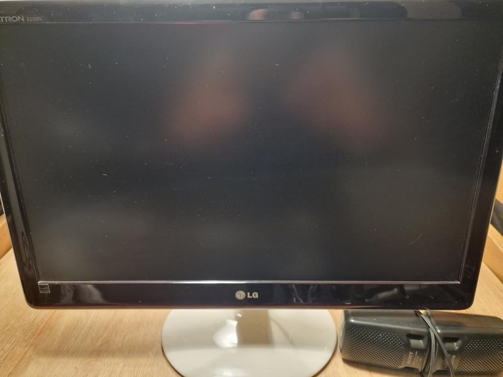 LG Flatron E2350V Monitor - Full HD LED Scherm, Computers en Software, Monitoren, Ophalen, Gebruikt, HDMI, Full HD