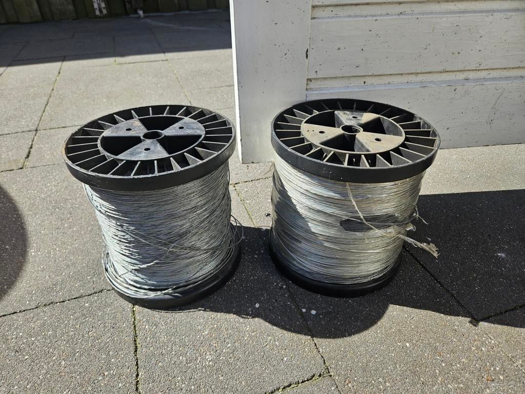 1.5mm staalkabel, 2000 meter op twee rollen, Ophalen, Nieuw