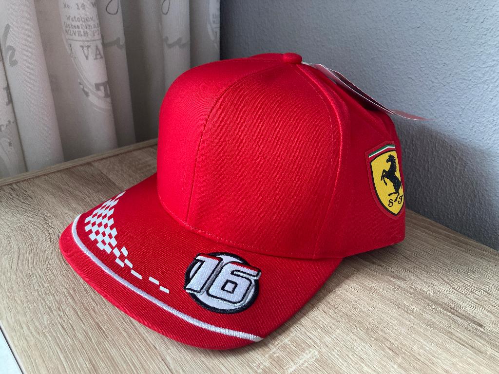 ✅ Charles Leclerc 2020 pet Scuderia Ferrari F1 cap Snapback, Verzamelen, Ophalen of Verzenden, Nieuw, Formule 1