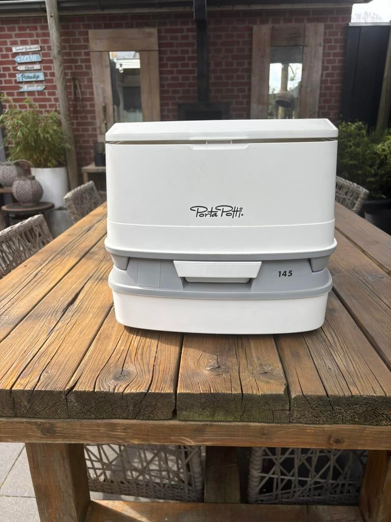 Te koop porta potti, Ophalen, Zo goed als nieuw