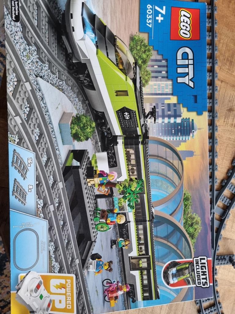 Lego City 60337 Passagierstrein - Nieuwstaat, Ophalen of Verzenden, Zo goed als nieuw, Complete set, Lego