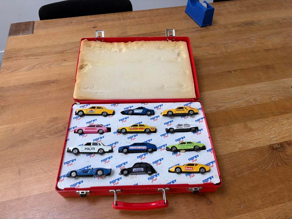 Vintage Norev verzamelkoffer 1986 compleet, Ophalen, Zo goed als nieuw, Auto, Norev