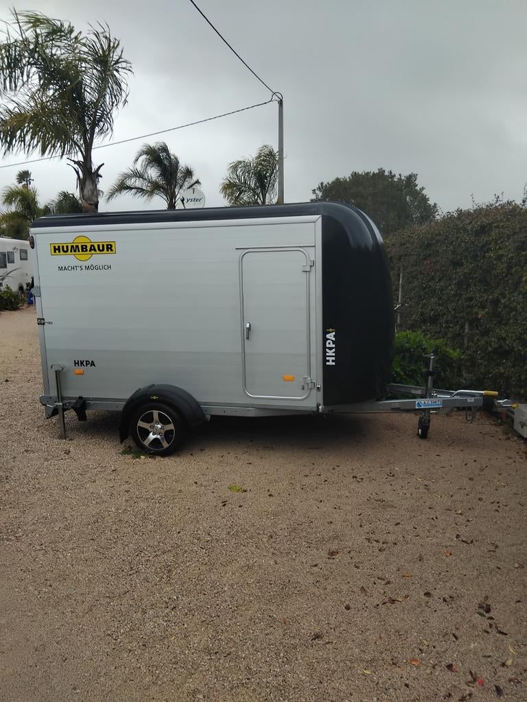 Humbaur Dichte Motortrailer  in nieuwstaat !! 2 jaar oud!!, Ophalen of Verzenden, Zo goed als nieuw