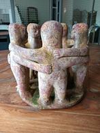 Beeldje vriendenkring, voor binnen of buiten., Ophalen