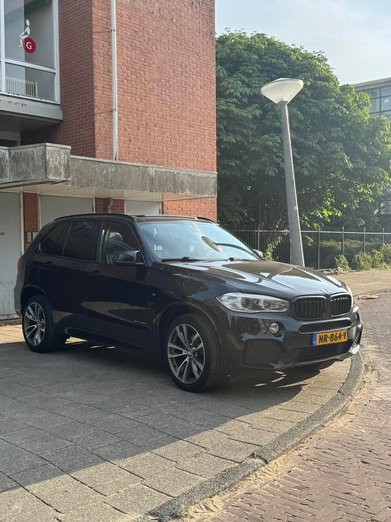 BMW X5 30d xDrive Aut8 2014 Pano/Navi/Leer, X5, 2993 cc, Zwart, Bedrijf