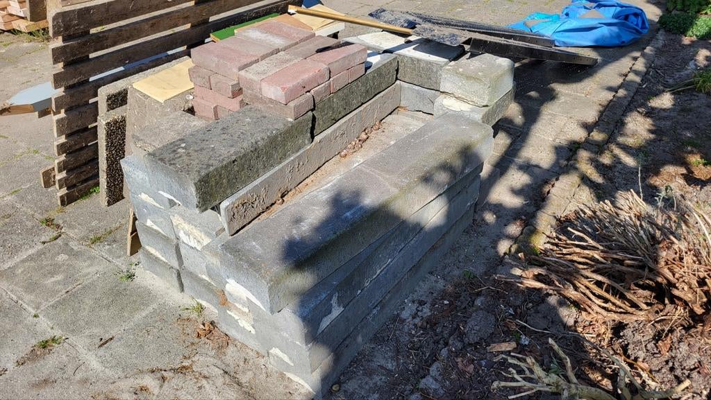 Gebruikte betonnen opsluitbanden en klinkers, Ophalen, Overige materialen, Gebruikt, Overige typen