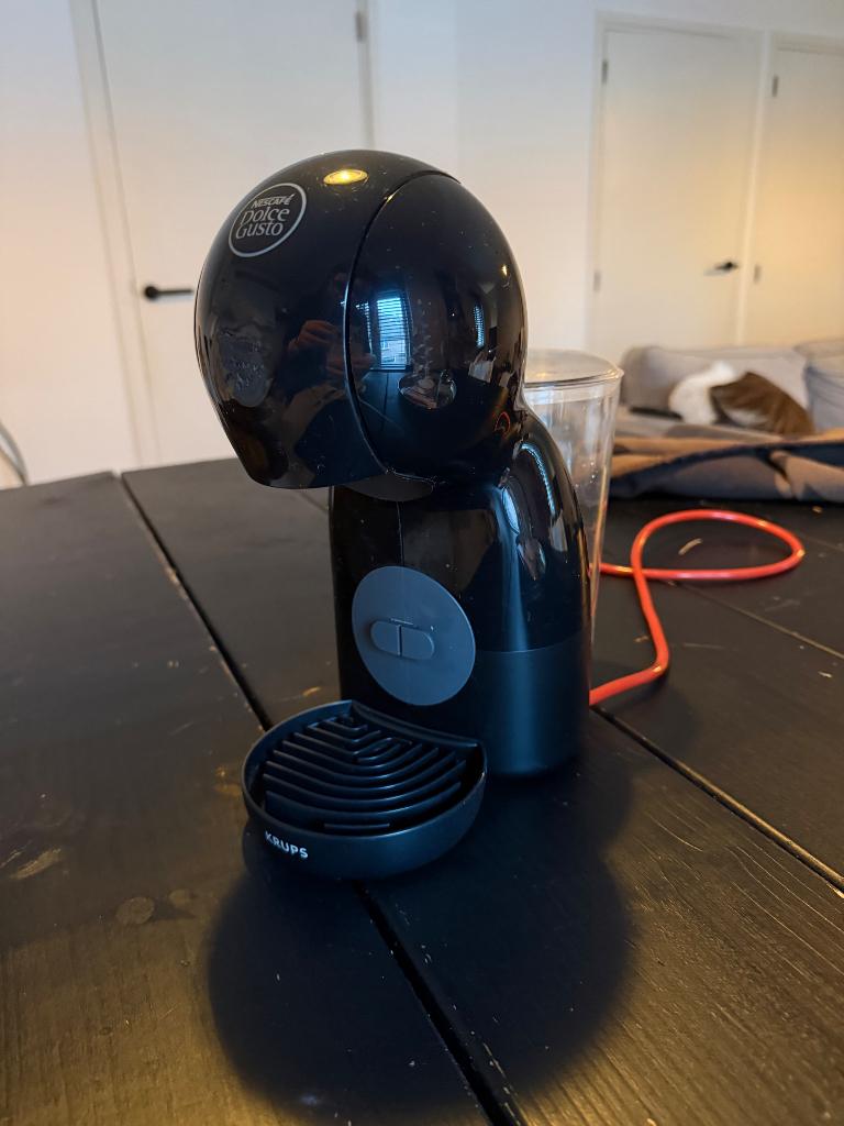 Dolce Gusto, Witgoed en Apparatuur, Koffiezetapparaten, Ophalen, Gebruikt, Koffiemachine, 2 tot 4 kopjes