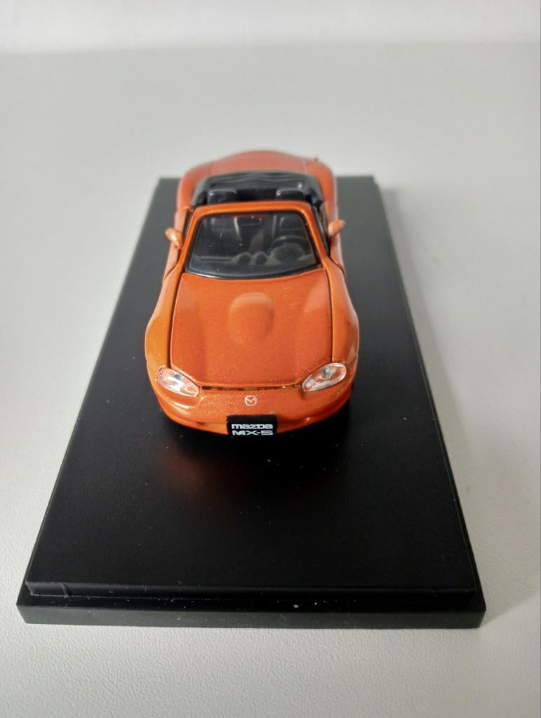 Mazda MX-5 Modelauto Oranje - is nieuw dealer uit gave, Ophalen of Verzenden, Nieuw, Auto, Overige merken