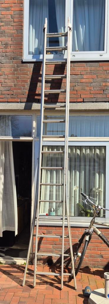 Ladder 2x 16 tredes., Doe-het-zelf en Verbouw, Ladders en Trappen, Ophalen, Gebruikt, 4 meter of meer