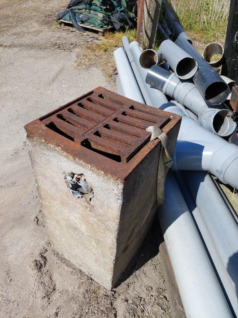 Waterafvoer kolk te koop, Ophalen of Verzenden, Minder dan 2 meter, 80 mm of meer, Overige materialen