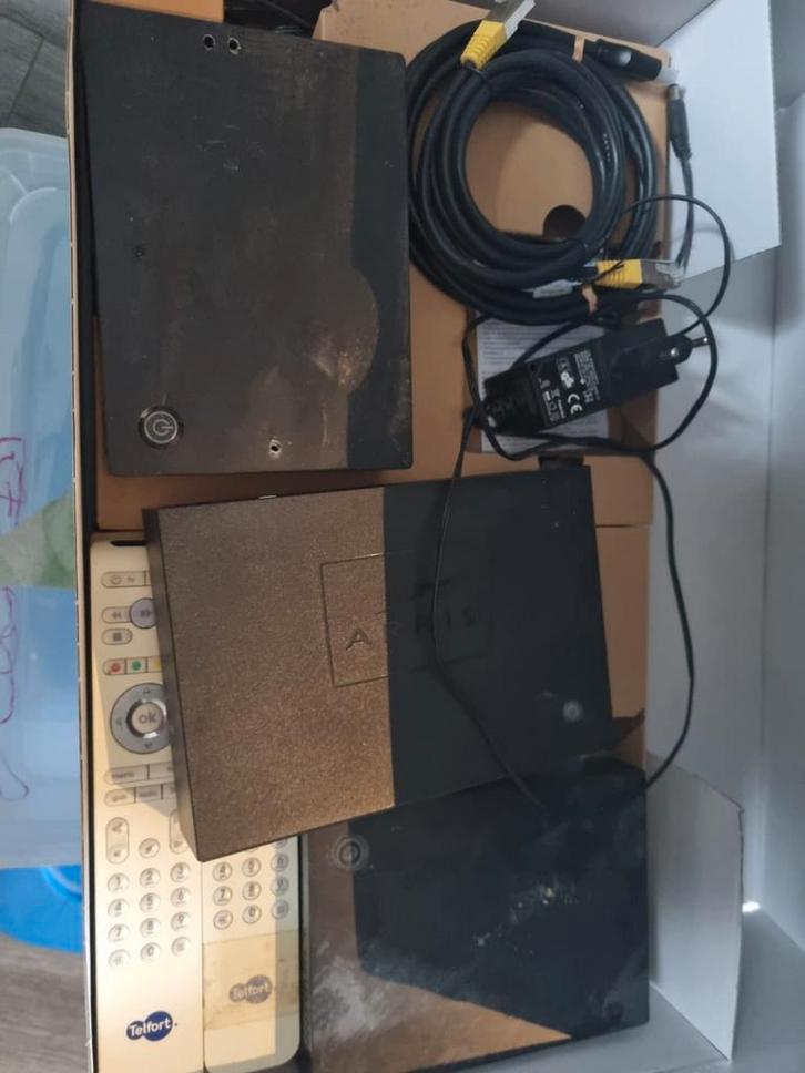 KPN TV ontvangers en afstandsbediening, Audio, Tv en Foto, Decoders en Harddiskrecorders, Ophalen of Verzenden