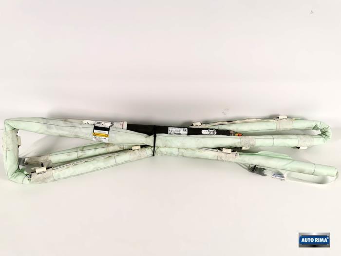 Airbag hemel rechts van een Volvo XC90