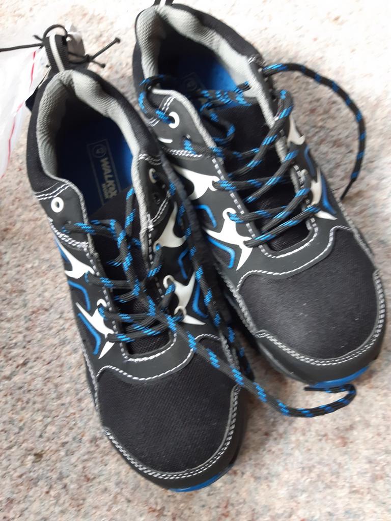 Werkschoenen met stalen neus maat 42 nieuw, Ophalen of Verzenden, Nieuw