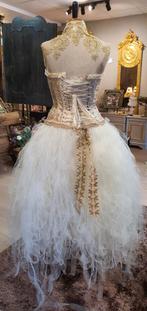 Prachtige brocante paspop met een unieke tule rok., Paspop, Ophalen of Verzenden