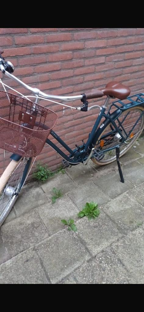 Dames stadsfiets Decathlon Elops met mandje, Ophalen of Verzenden, Zo goed als nieuw