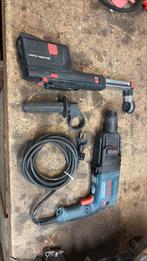 Bosch boormachine met stofafzuiging, Ophalen of Verzenden, Gebruikt, Boormachine