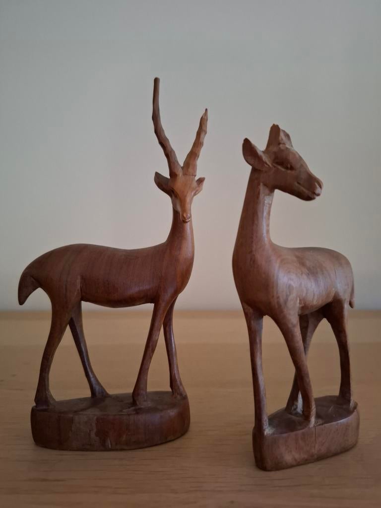 2 houtsnijwerken, gazelles/ dieren., Ophalen of Verzenden