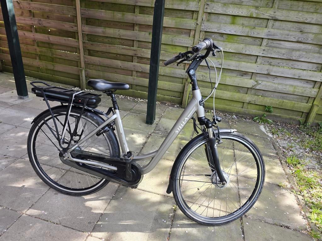 Stella Livorno elektrische damesfiets met oplader, 51 tot 55 cm, Ophalen, Gebruikt, Overige merken