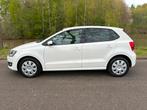 Volkswagen POLO 1.2 TSI Highline NWE DISTRIB|STOELVERW|6BAK, Voorwielaandrijving, Euro 5, Gebruikt, Wit