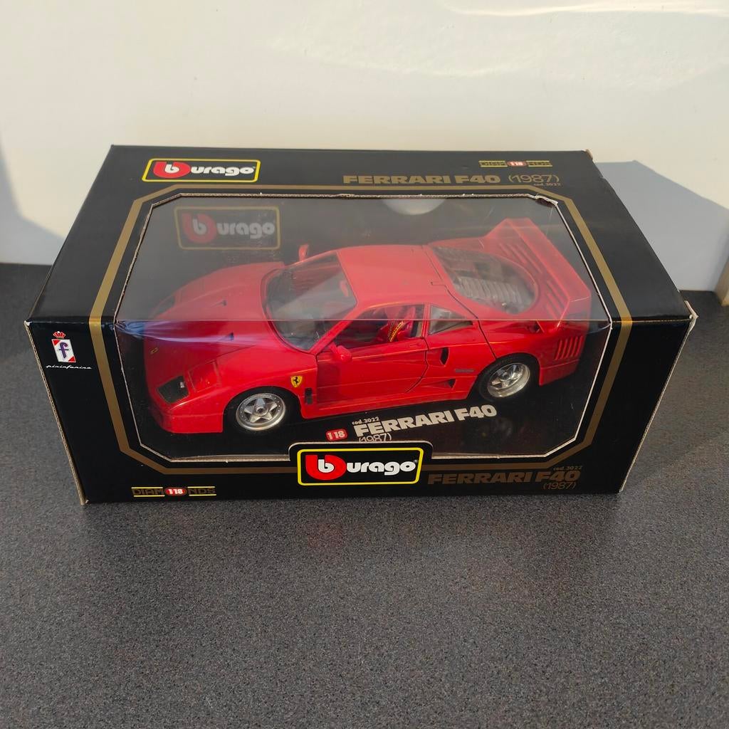 Burago Ferrari F40 (1987) Die-Cast Model 1:18, Hobby en Vrije tijd, Modelauto's | 1:18, Ophalen of Verzenden, Zo goed als nieuw