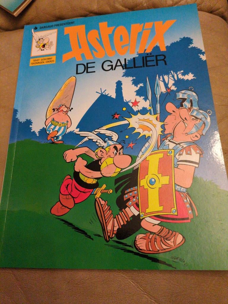 Asterix de Galliër - Klassiek stripboek, Eén stripboek, Ophalen of Verzenden, Gelezen, René Goscinny, Albert Uderzo