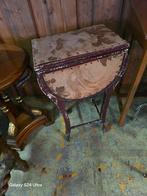 Naaikastje op Wielen antieke, Ophalen