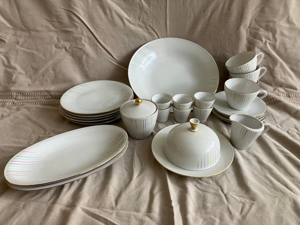 servies, Ophalen, Zo goed als nieuw