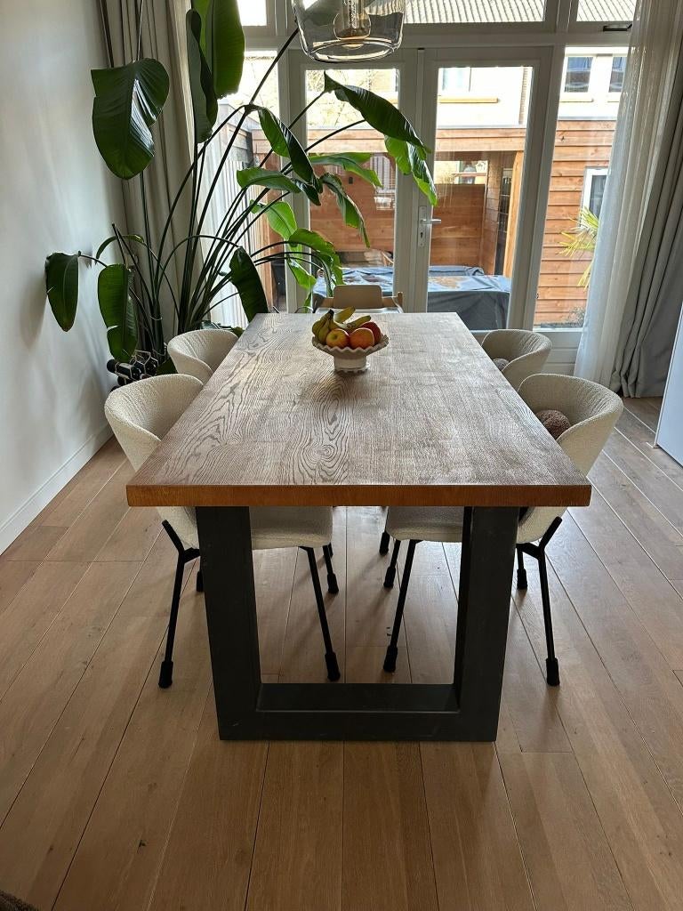 Eettafel Leen Bakker Job + 4 stoelen. - Voor zondag ophalen!, Ophalen, Gebruikt, 4 tot 6 stoelen