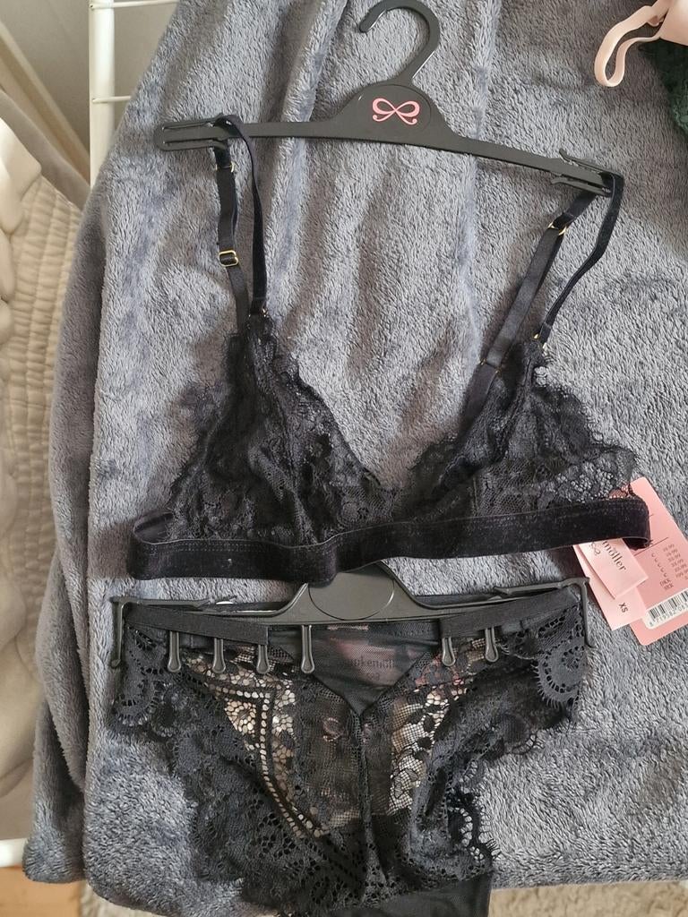 NIEUW hunkemoller lingerie Set, Kleding | Dames, Ondergoed en Lingerie, Hunkemöller, Ophalen of Verzenden, Zwart, Setje