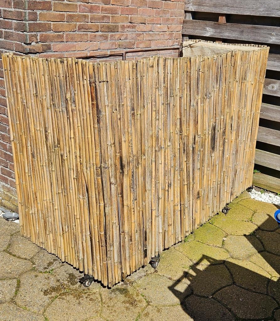 Bamboe container ombouw, Ophalen, Gebruikt