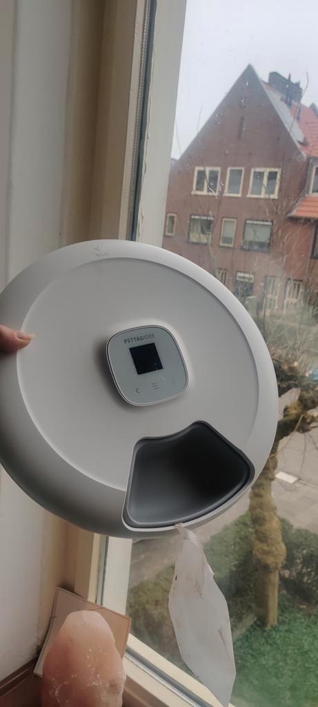 Nieuwe slimme voerautomaat kat/hond met app – 6 maaltijden, Dieren en Toebehoren, Kattenvoerbakken en Drinkbakken, Nieuw, Ophalen of Verzenden