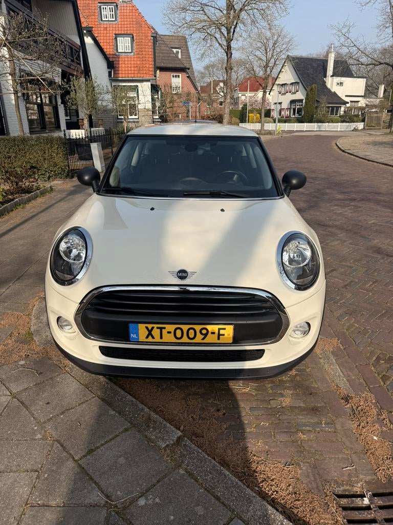 Mini 3-deurs (f56) 1.5 102pk 2019 Wit, Auto's, Mini, Particulier, One, Airbags, Airconditioning, Bluetooth, Climate control, Cruise Control