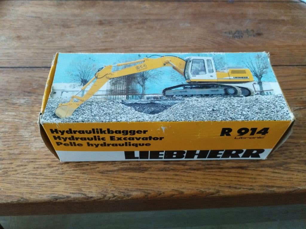 Liebherr R914 Litronic Graafmachine Model Schaal 1:50, Ophalen of Verzenden, Zo goed als nieuw, Hijskraan, Tractor of Landbouw
