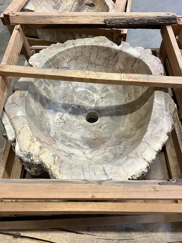 Fossiele waskom / wasbak, Ophalen, 50 tot 100 cm, Zo goed als nieuw, Minder dan 100 cm