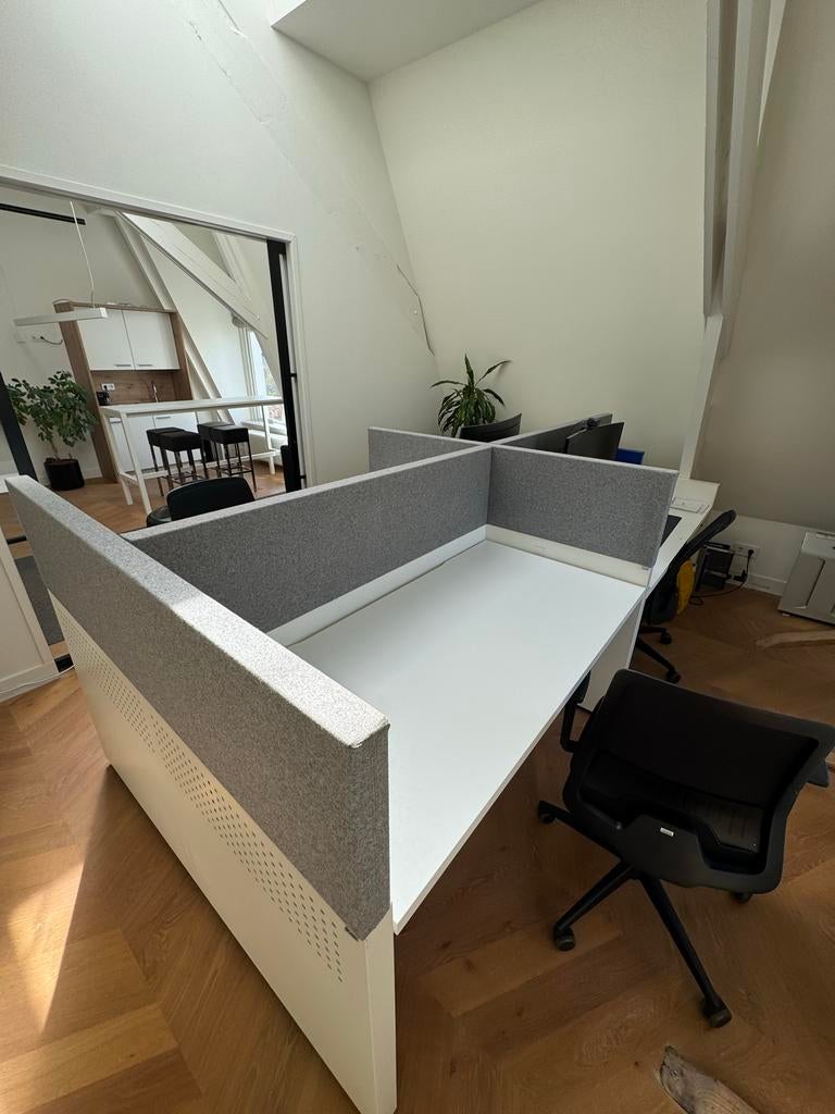 Drentea Werkplekken - 4 Afzonderlijk Verstelbare Bureaus, Ophalen, Demontabel, Gebruikt, Metaal