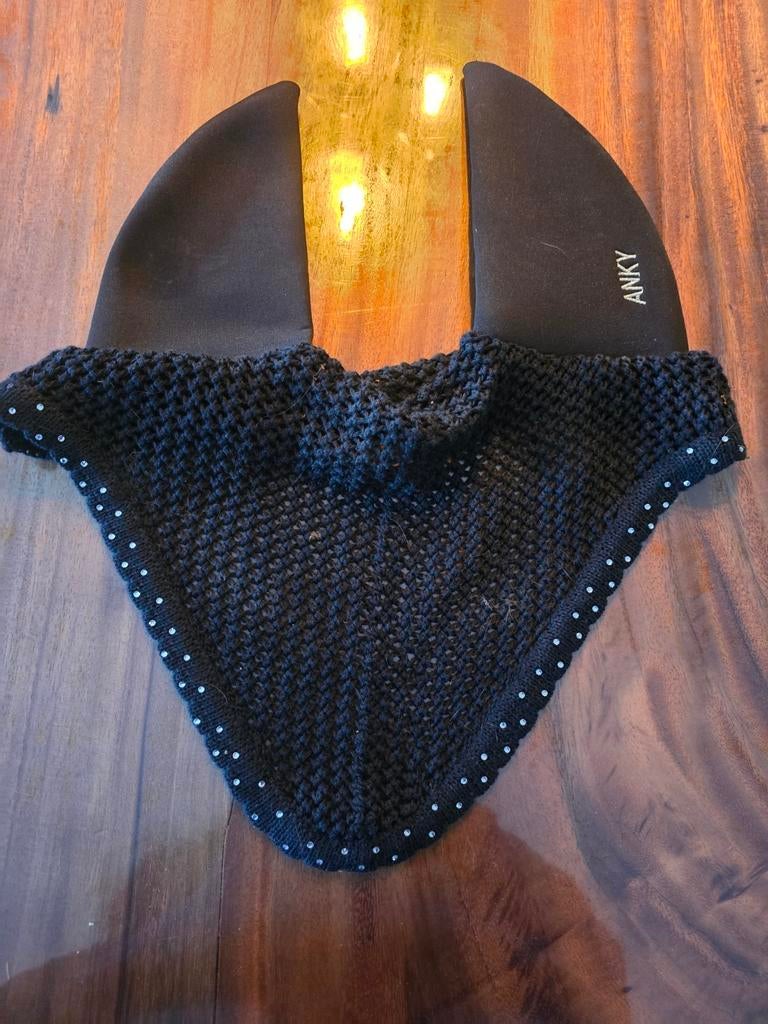 Te koop als nieuw dempend Anky oornetje, Ophalen of Verzenden, Zo goed als nieuw, Dressuur