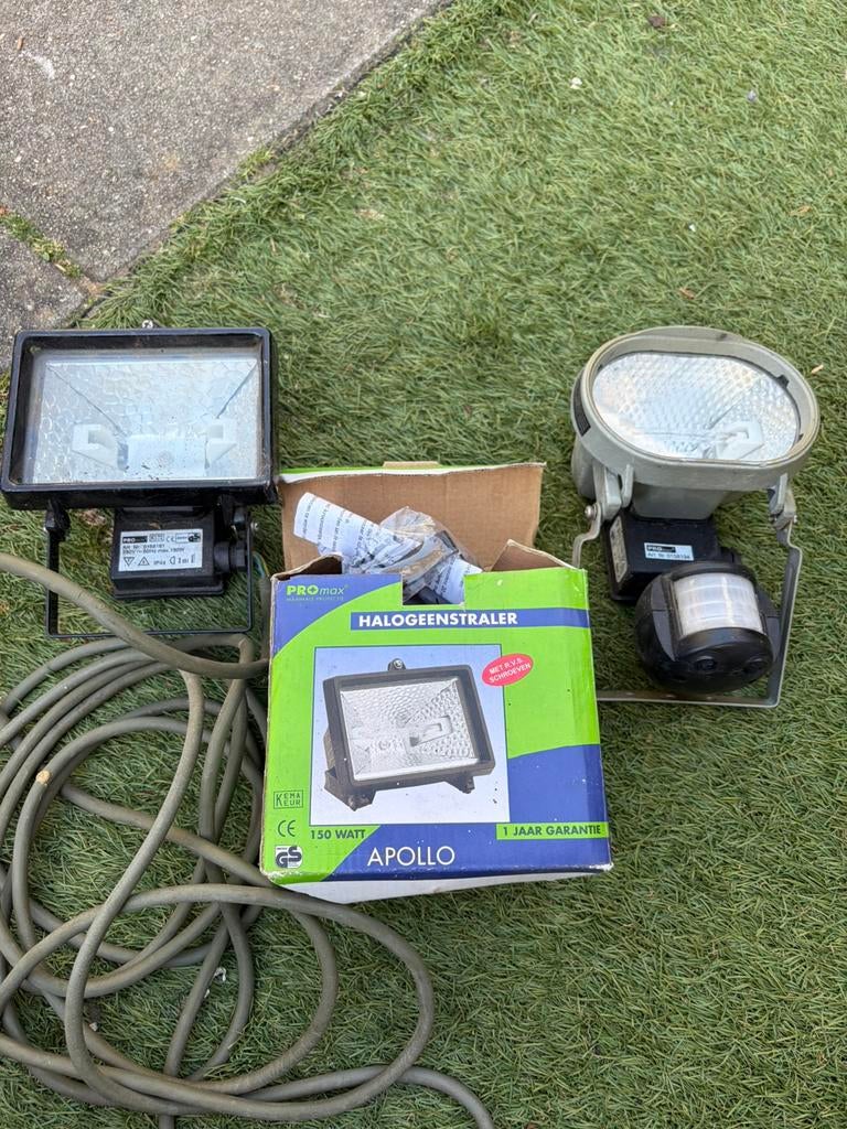 Halogeen lamp straler 3x, Ophalen of Verzenden, Zo goed als nieuw, Minder dan 50 watt