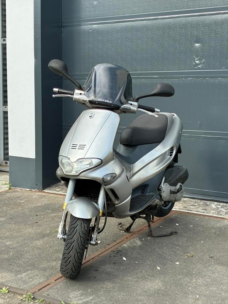 Gilera Runner M07 - 172cc, Fietsen en Brommers, Scooters | Piaggio, Ophalen, Zo goed als nieuw, Benzine, Overige modellen